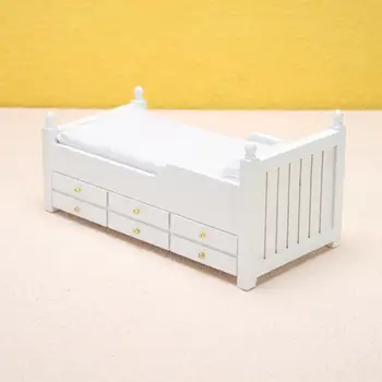Мини имитированная легло Реалистична е дребен детайл Куклена къща Умален модел на мебели Притворная играчка Умален модел легла Детска играчка за подарък